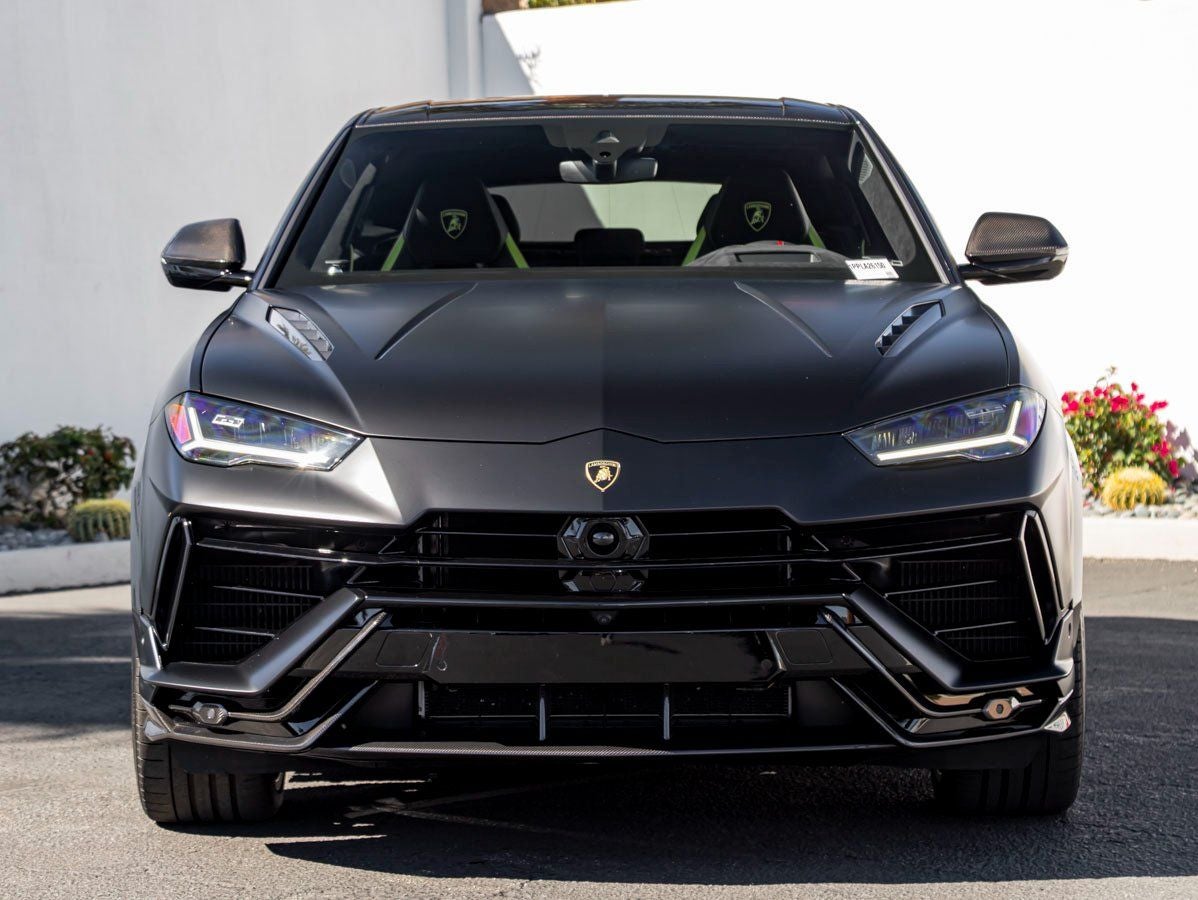 2023 Lamborghini Urus Performante