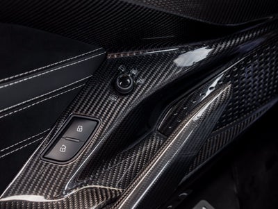 2021 Lamborghini Sian Base