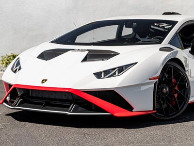 2024 Lamborghini Huracan STO Base