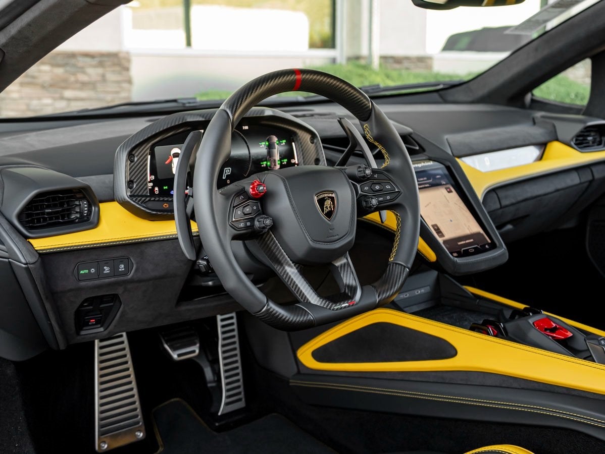 2026 Lamborghini Temarario Base