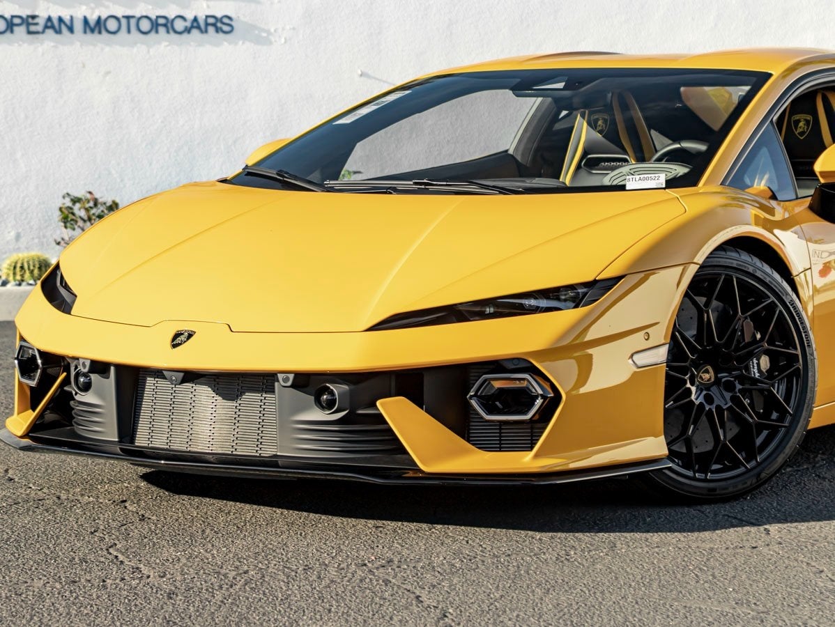 2026 Lamborghini Temarario Base