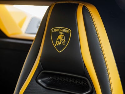 2026 Lamborghini Temarario Base