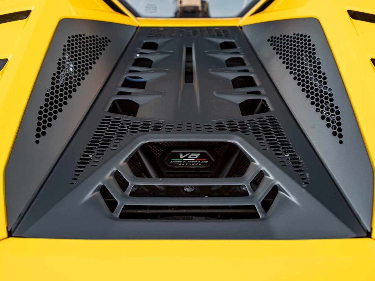 2026 Lamborghini Temarario Base