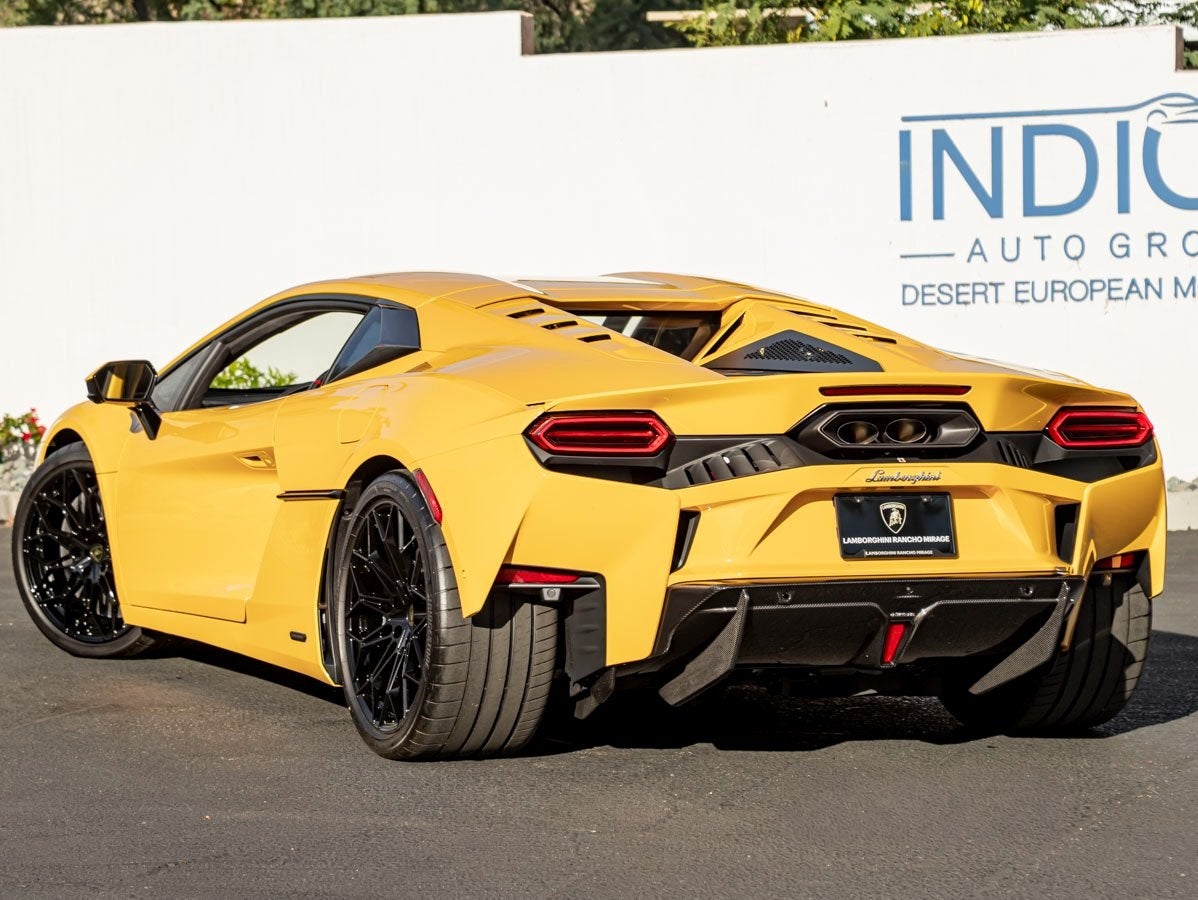 2026 Lamborghini Temarario Base