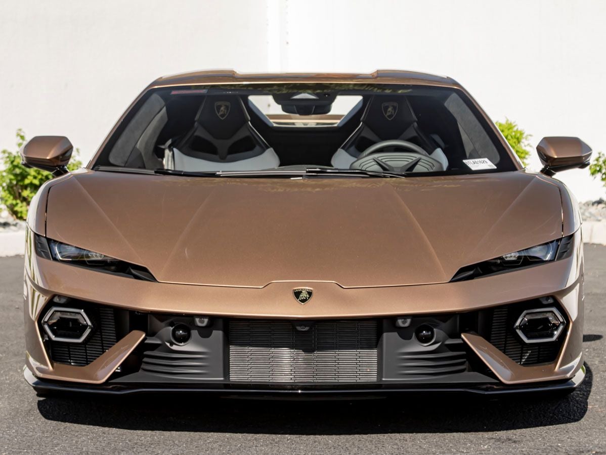 2026 Lamborghini Temerario Base