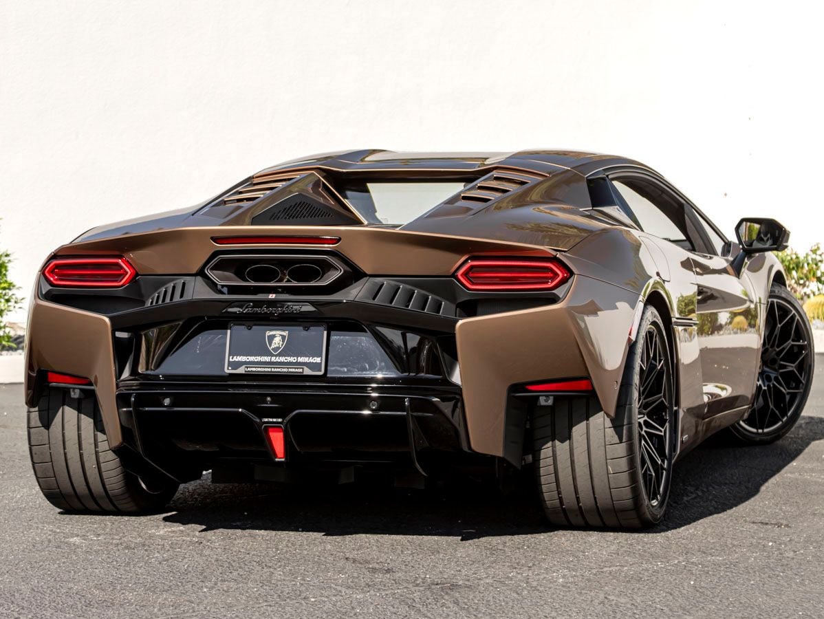 2026 Lamborghini Temerario Base