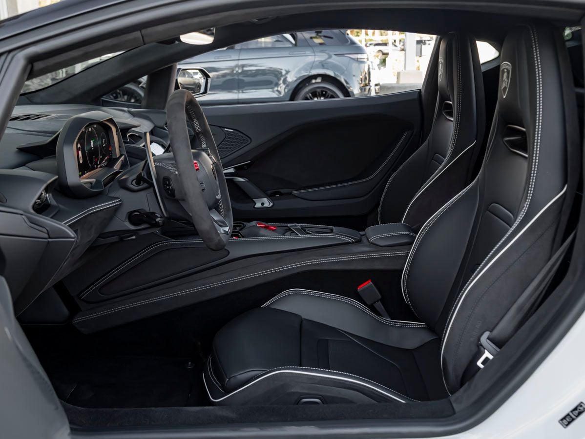 2026 Lamborghini Temerario Base