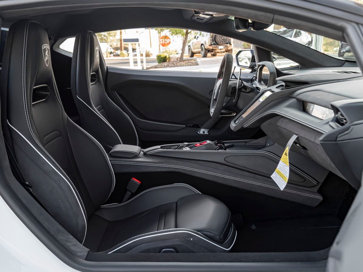 2026 Lamborghini Temerario Base