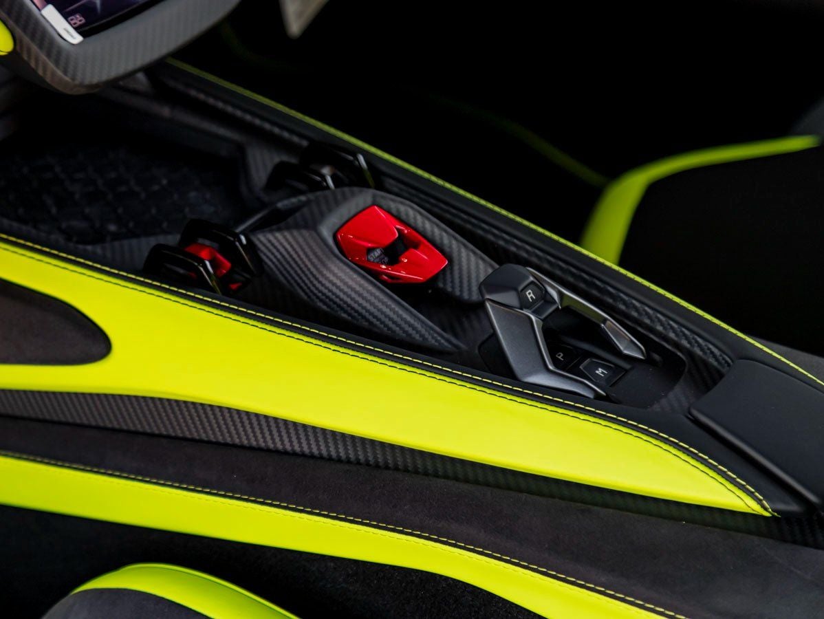 2025 Lamborghini Revuelto Base