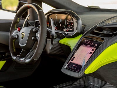 2025 Lamborghini Revuelto Base