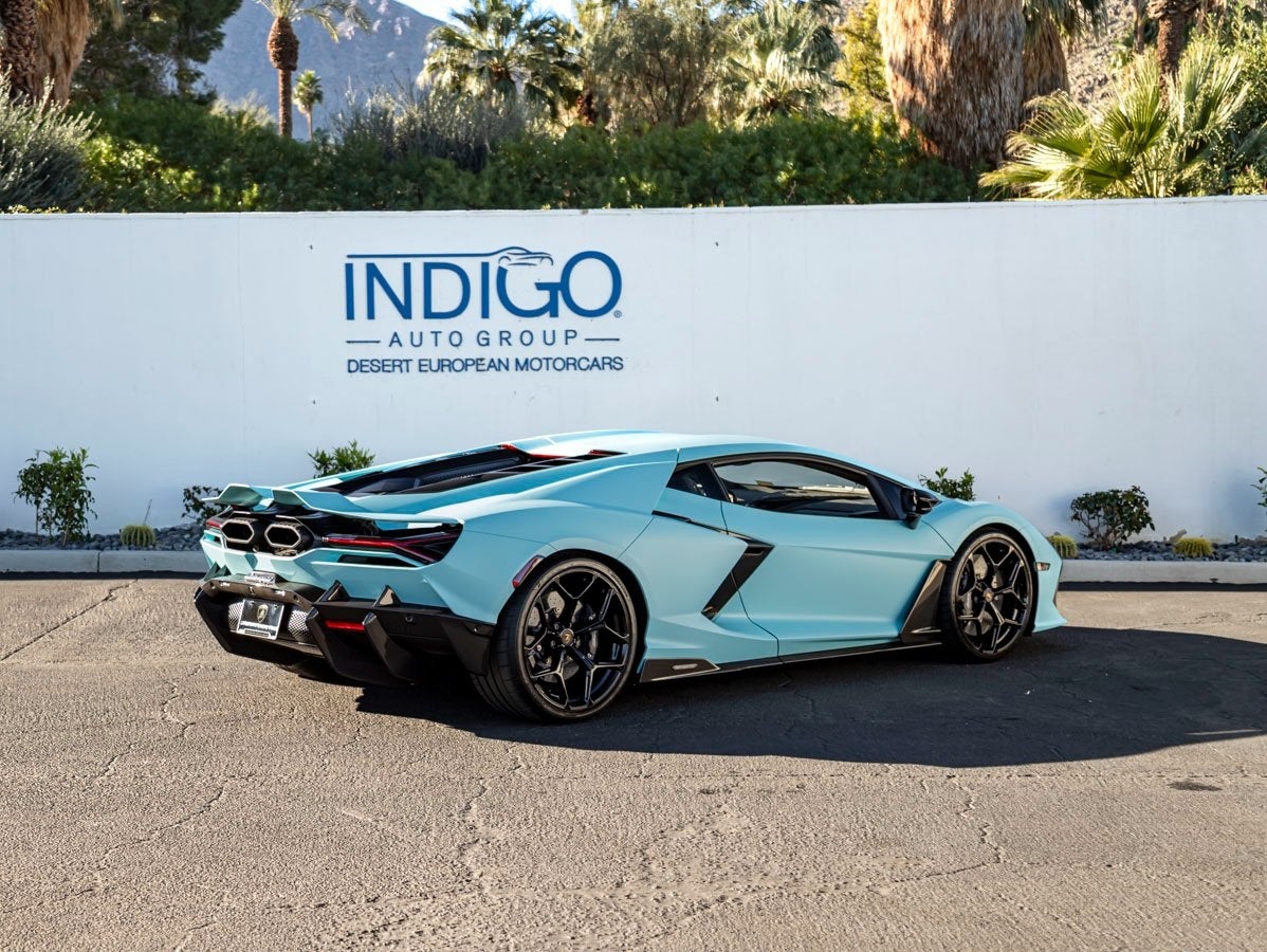 2026 Lamborghini Revuelto Base