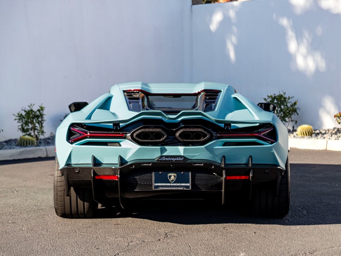 2026 Lamborghini Revuelto Base
