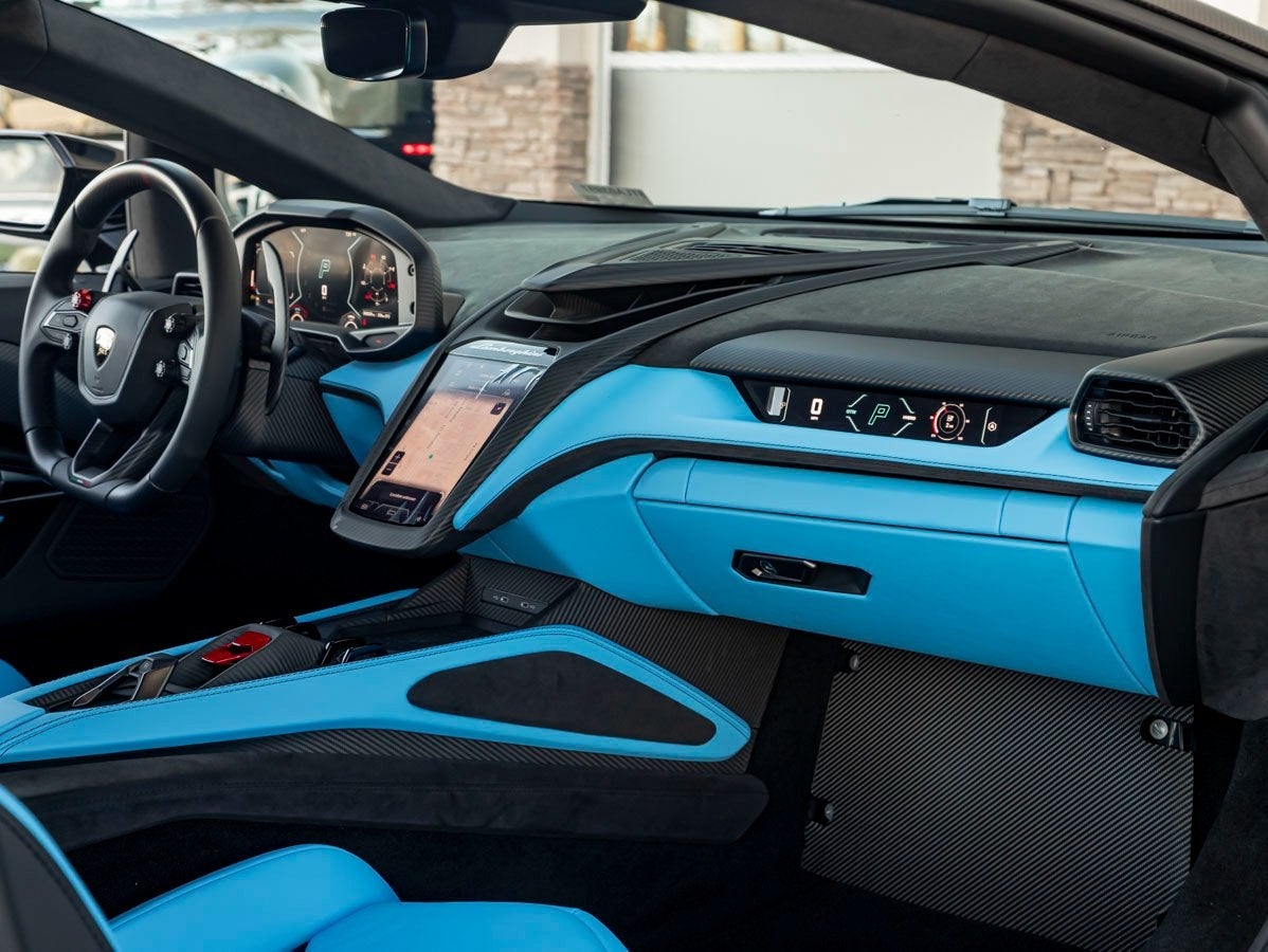 2026 Lamborghini Revuelto Base