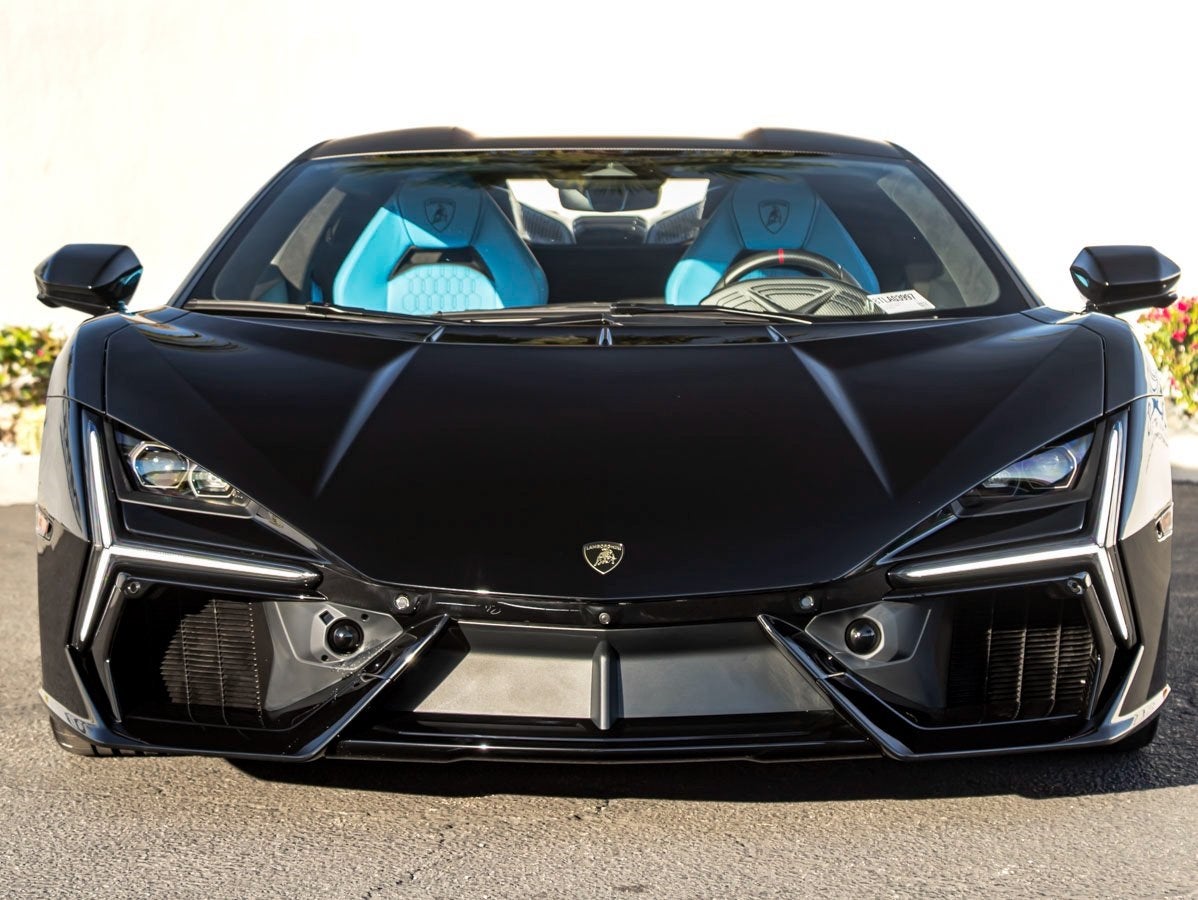 2026 Lamborghini Revuelto Base