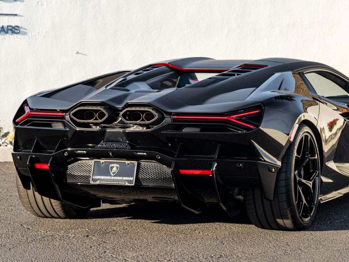2026 Lamborghini Revuelto Base