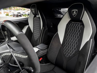 2026 Lamborghini Revuelto Base