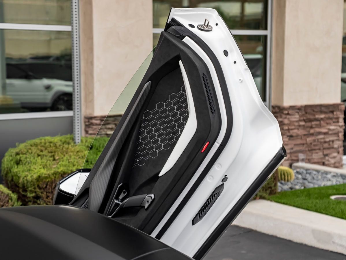 2026 Lamborghini Revuelto Base