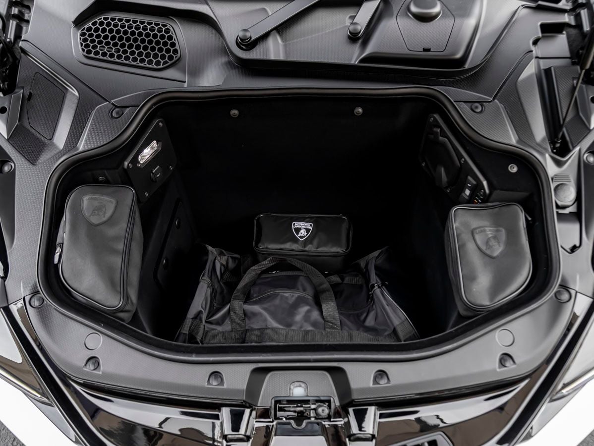 2026 Lamborghini Revuelto Base