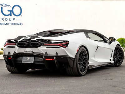 2026 Lamborghini Revuelto Base
