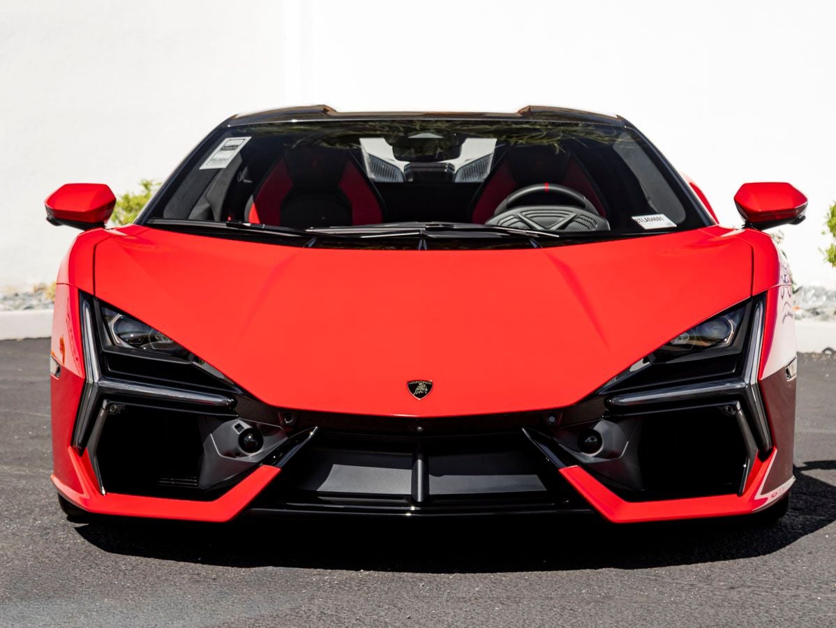2026 Lamborghini Revuelto Base