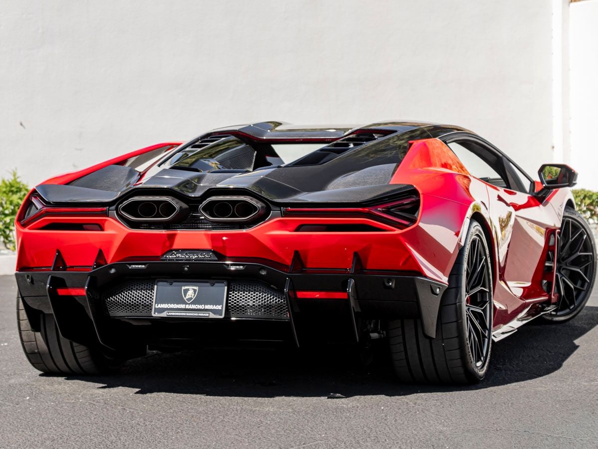 2026 Lamborghini Revuelto Base