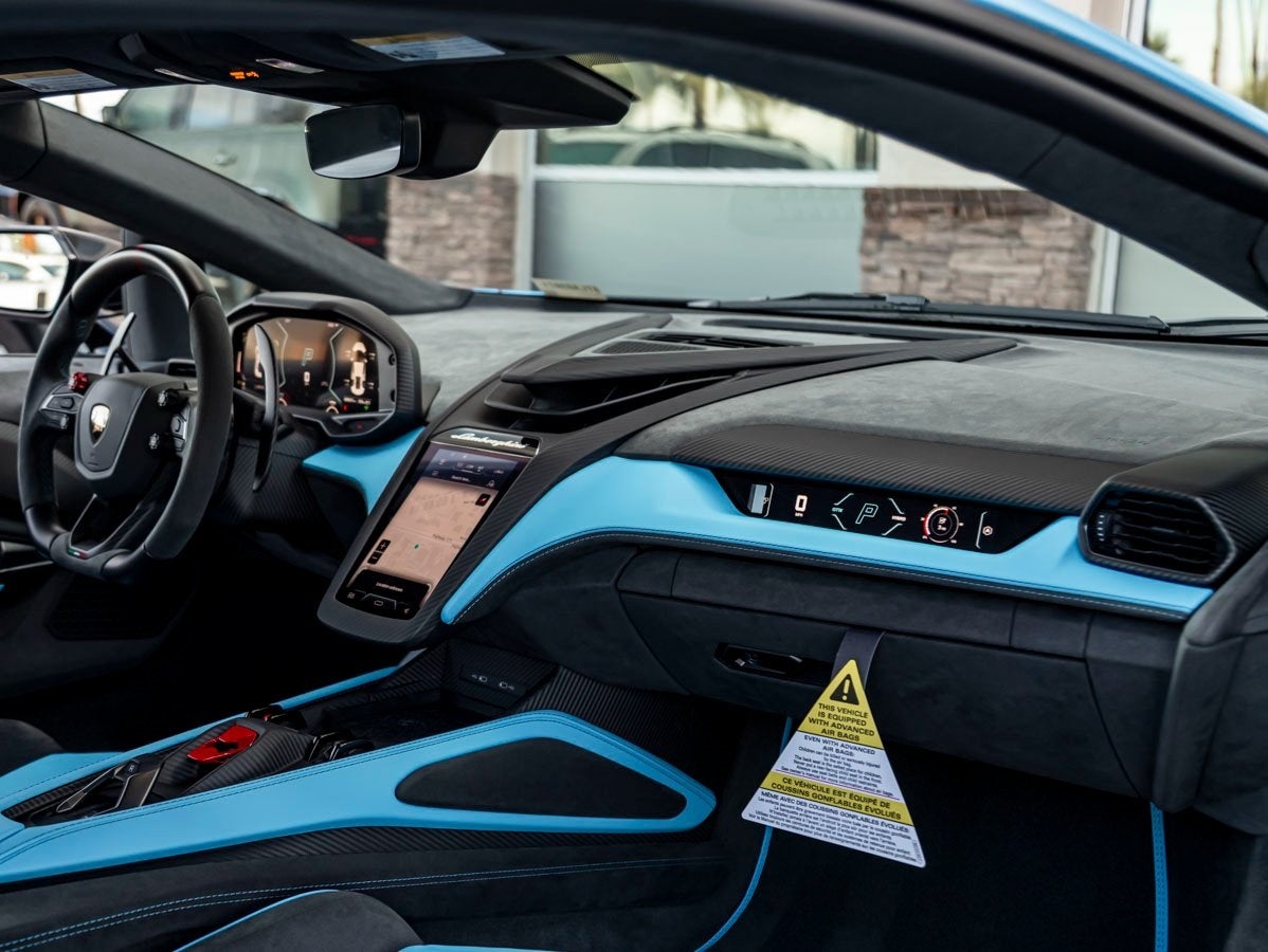 2026 Lamborghini Revuelto Base