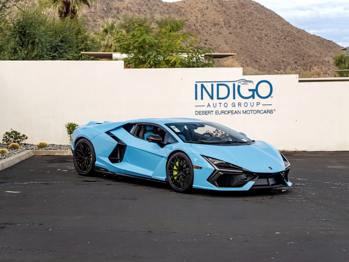 2026 Lamborghini Revuelto Base