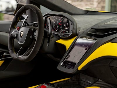 2026 Lamborghini Revuelto Base