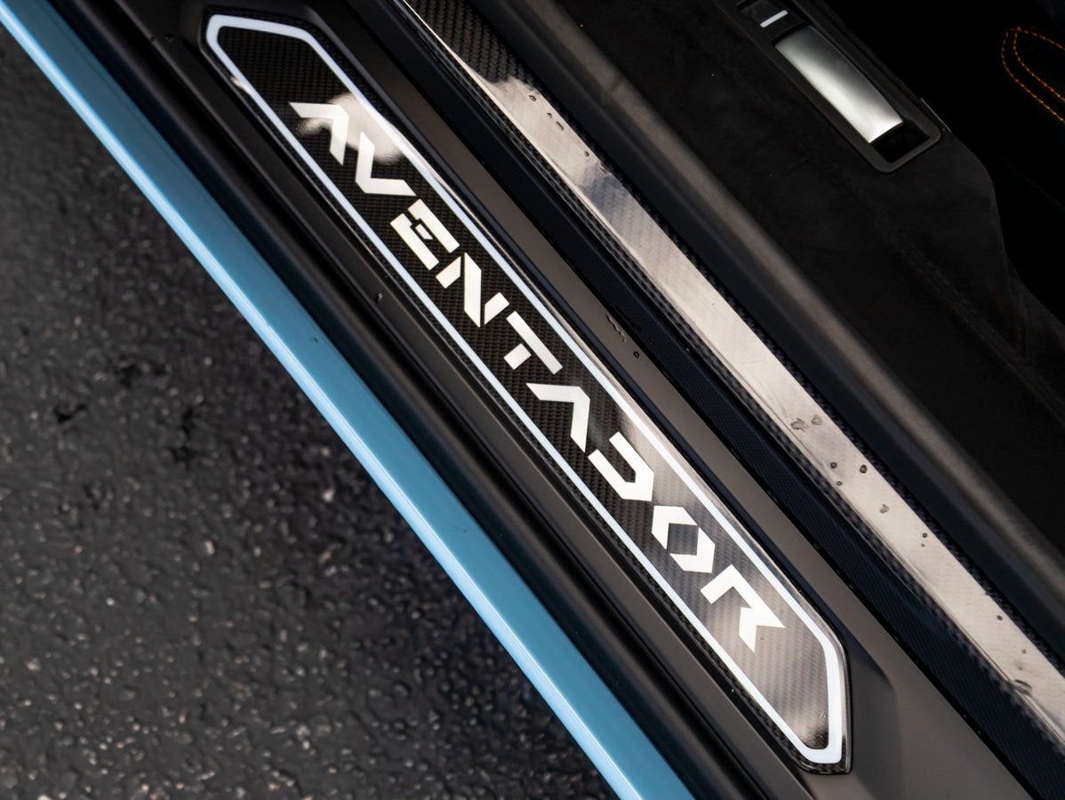 2018 Lamborghini Aventador Base