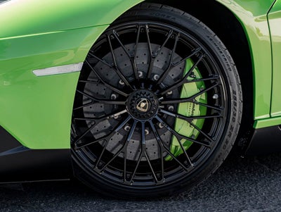 2017 Lamborghini Aventador SV LP750-4 SuperVeloce