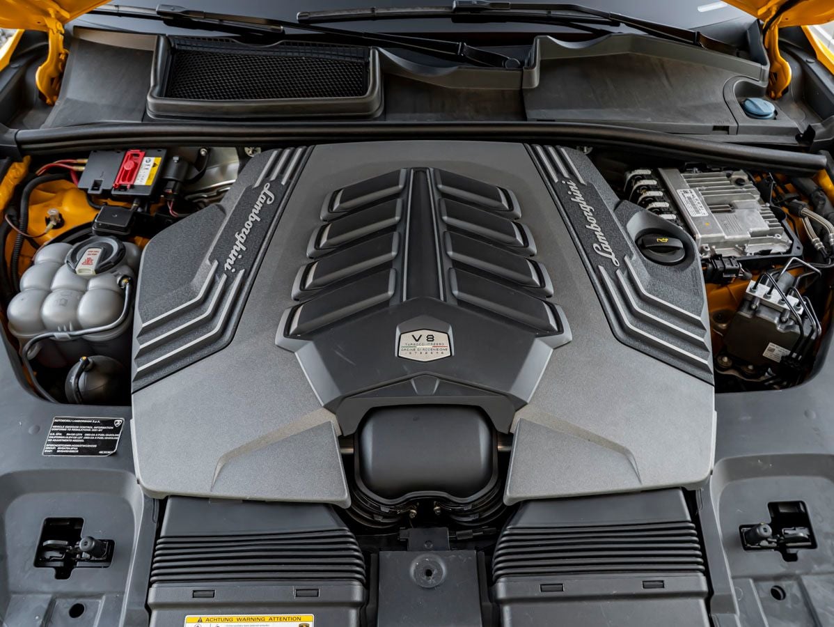 2021 Lamborghini Urus Base