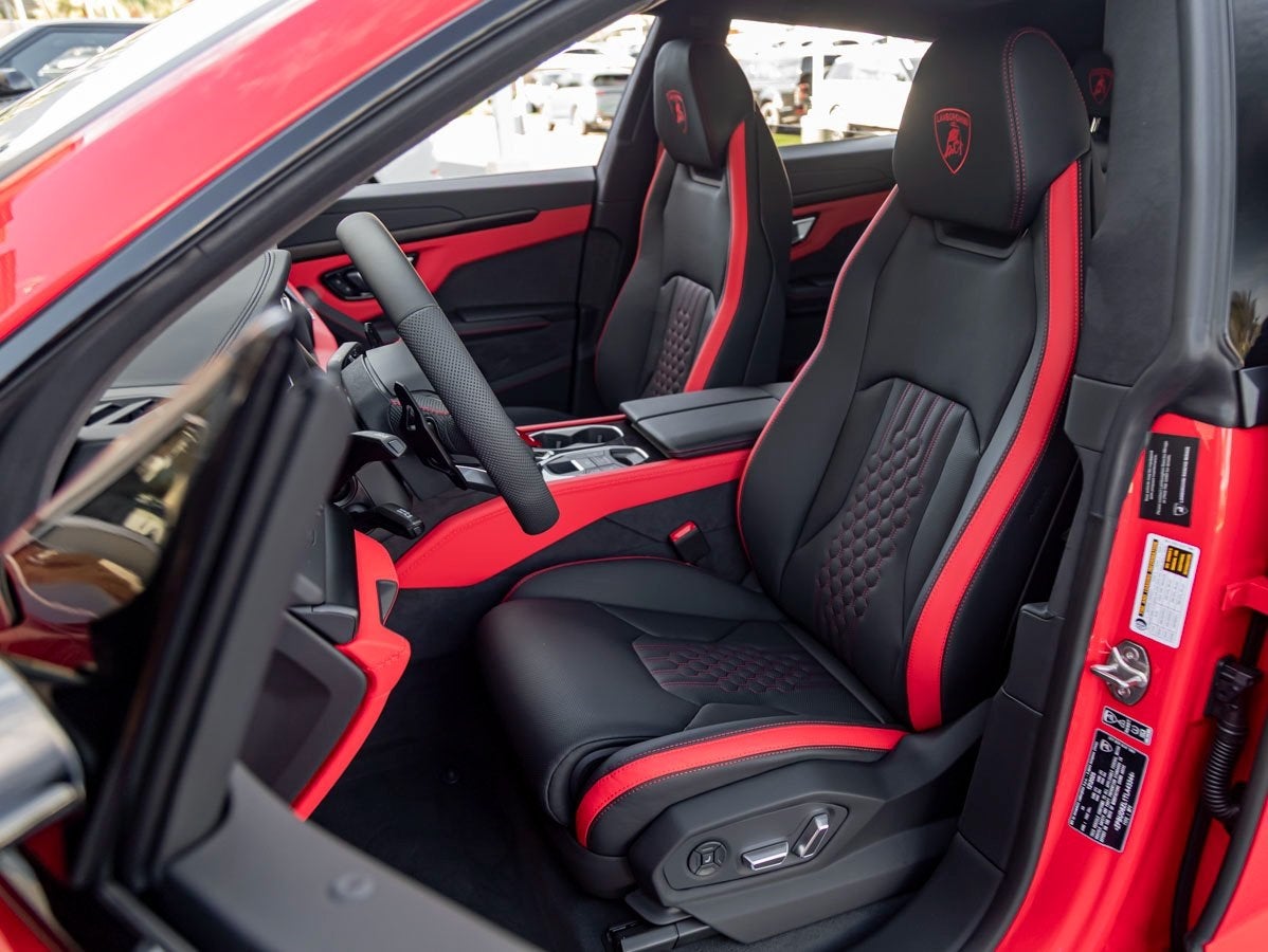 2026 Lamborghini Urus SE