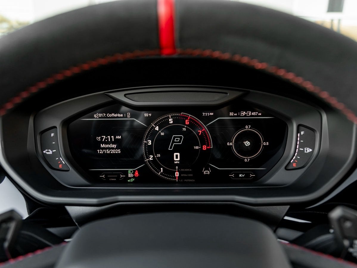 2025 Lamborghini Urus SE