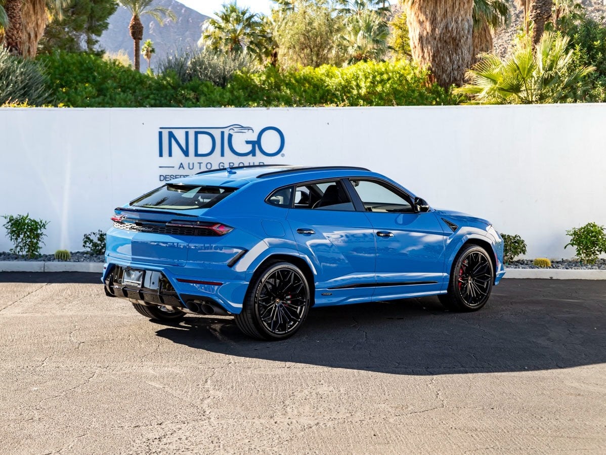 2025 Lamborghini Urus SE