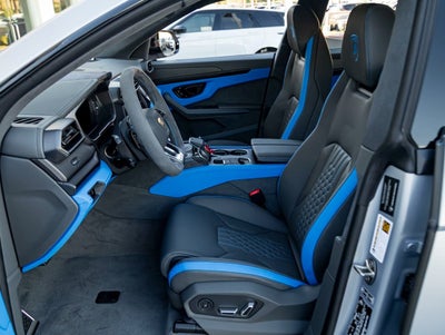 2025 Lamborghini Urus SE