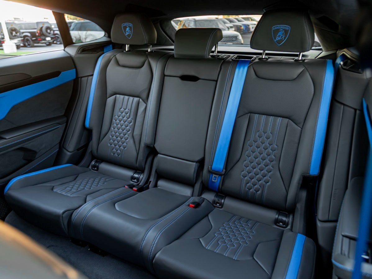 2025 Lamborghini Urus SE