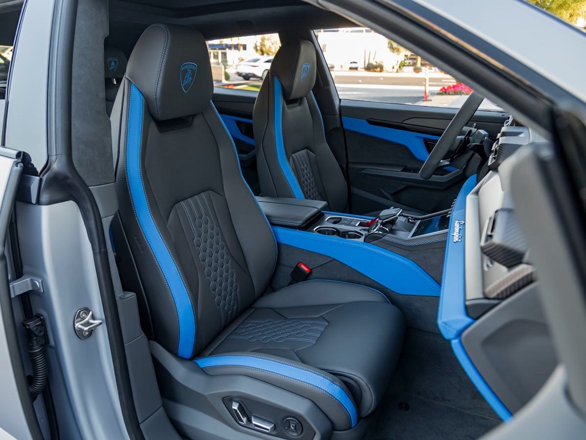 2025 Lamborghini Urus SE