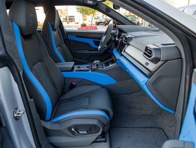 2025 Lamborghini Urus SE