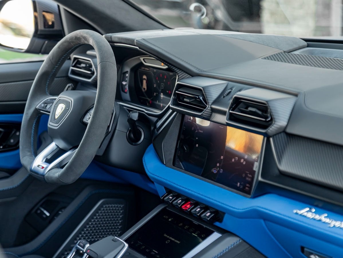 2025 Lamborghini Urus SE