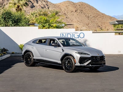2025 Lamborghini Urus SE