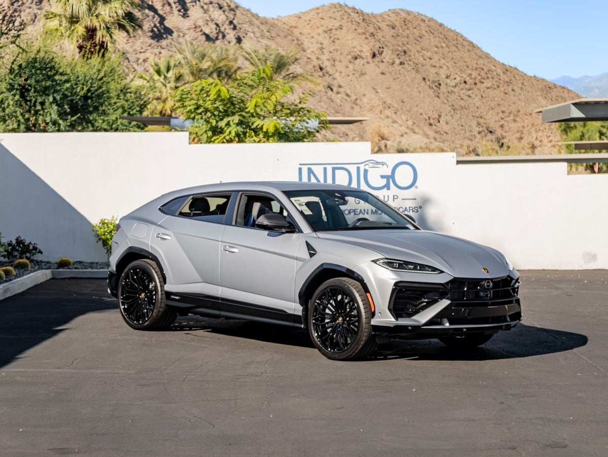 2025 Lamborghini Urus SE