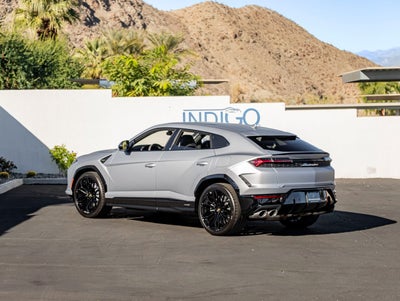 2025 Lamborghini Urus SE