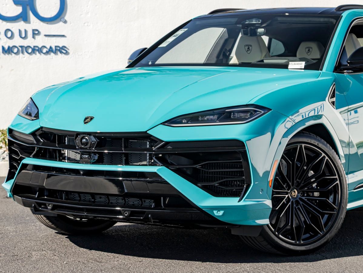 2026 Lamborghini Urus SE
