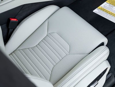 2026 Lamborghini Urus SE