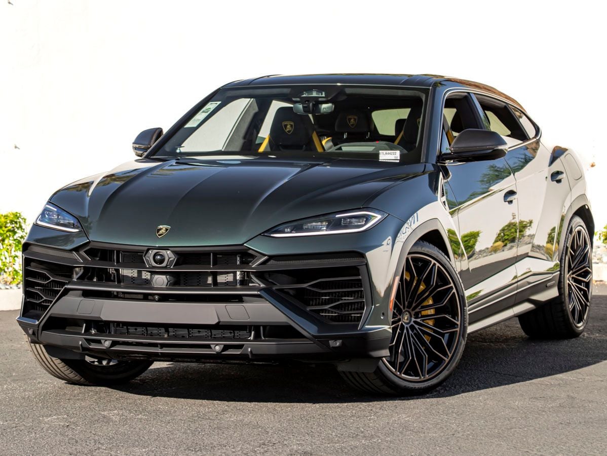 2026 Lamborghini Urus SE