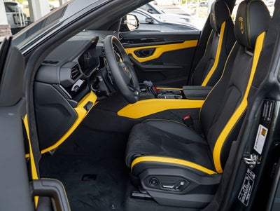 2026 Lamborghini Urus SE