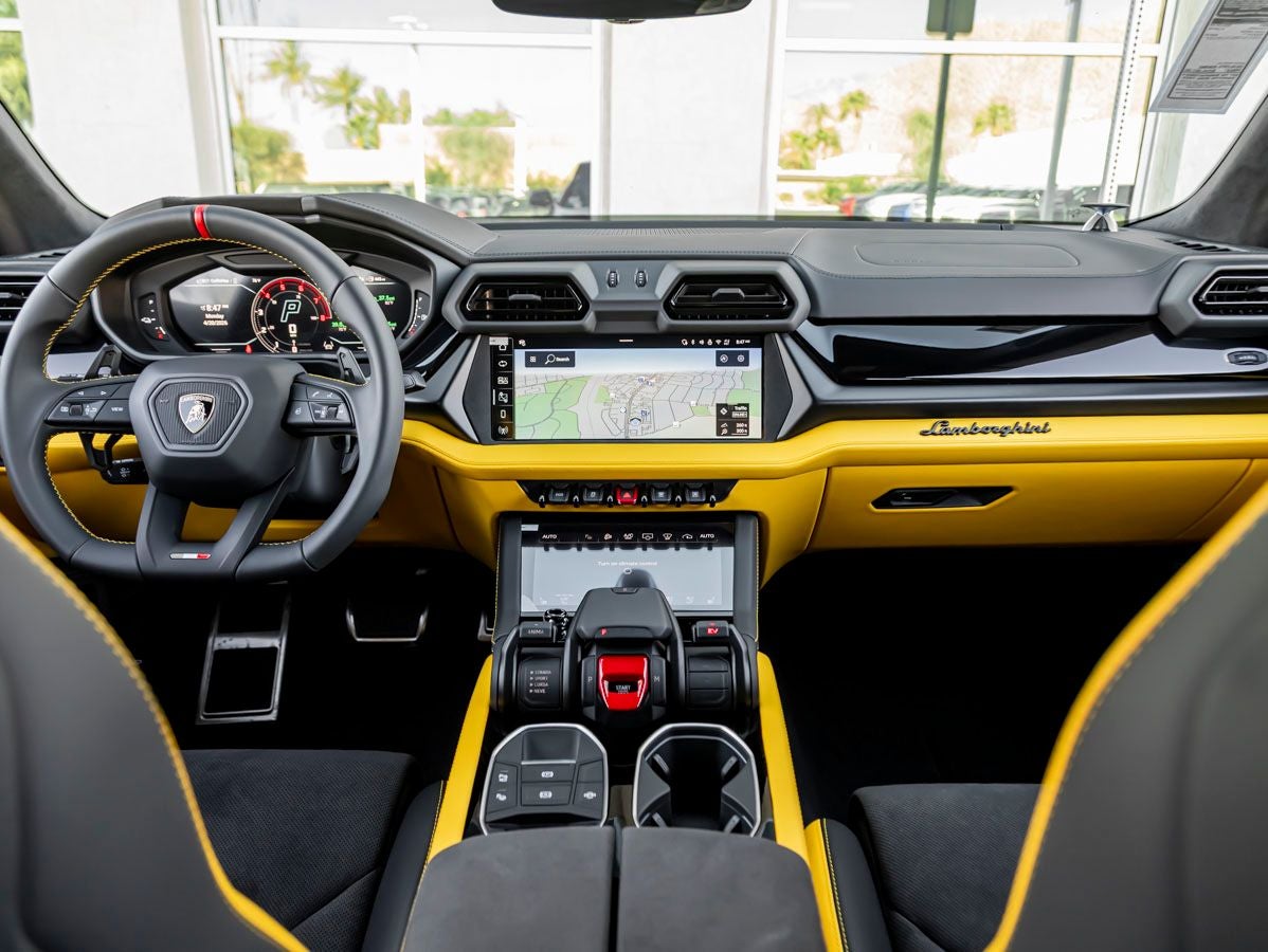 2026 Lamborghini Urus SE