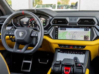 2026 Lamborghini Urus SE