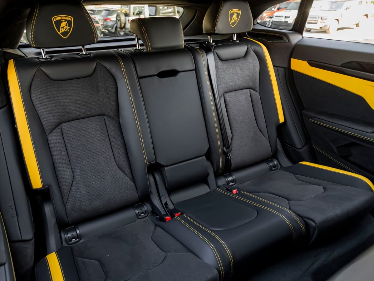 2026 Lamborghini Urus SE