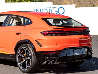 2025 Lamborghini Urus SE